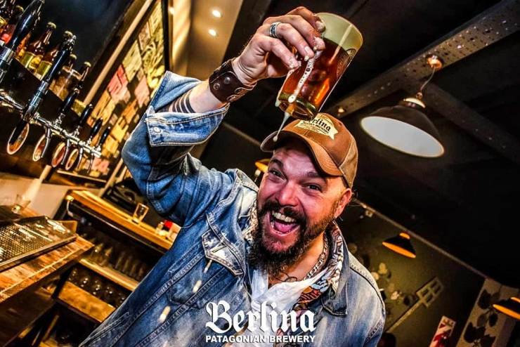 El Brewmaster de cervecería Berlina, Bruno Ferrari, visitó San Luis